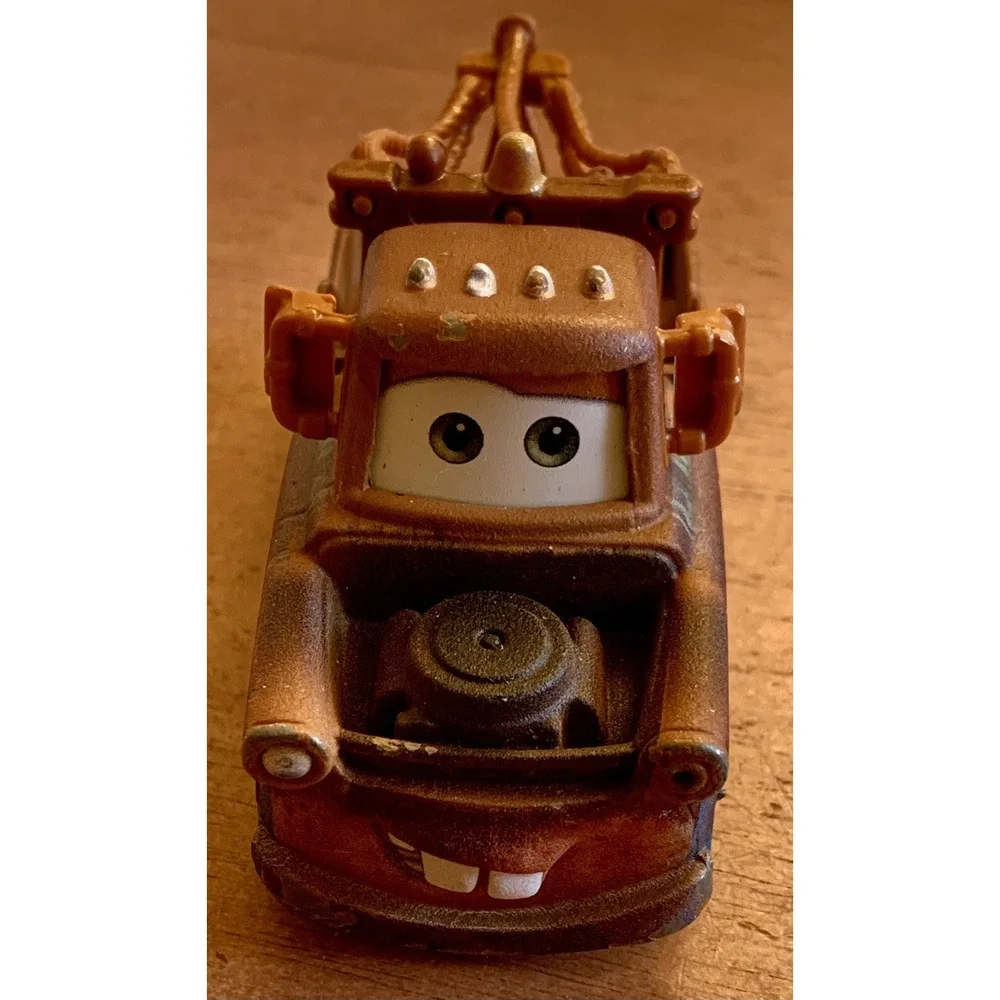 Disney Pixar Cars 3 Mater 1:55 Scale Die Cast Vehicle‎